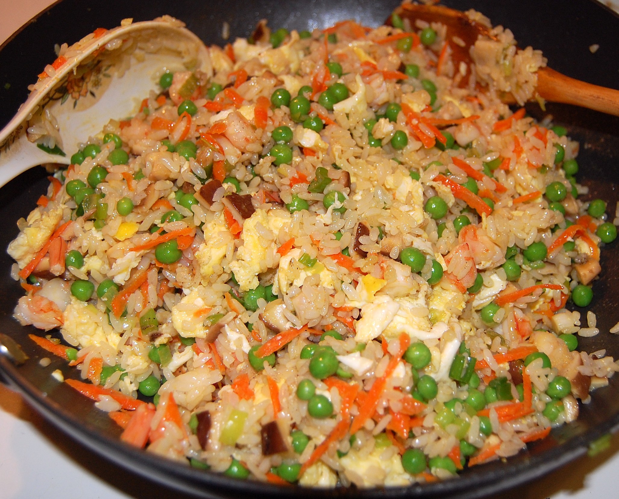 healthy-fried-rice-recipe-super-easy-the-clean-eating-couple